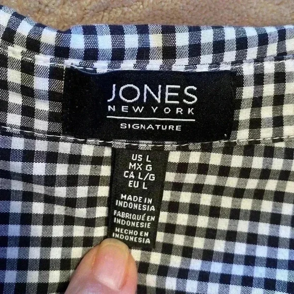 Jones New York Black & White Gingham Long Sleeve, Tie Front Large Woman’s Shirt - Picture 6 of 12